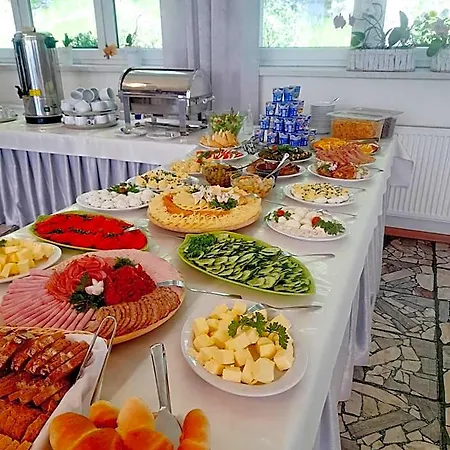 Gwarek Centrum Wypoczynkowe Resort 3*