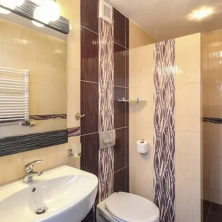 Gwarek Centrum Wypoczynkowe 리조트 3*