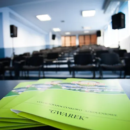 Gwarek Centrum Wypoczynkowe 리조트 우스트론
