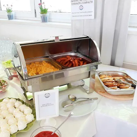 Gwarek Centrum Wypoczynkowe 리조트 우스트론