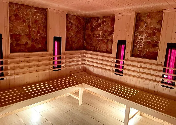 Gwarek Centrum Wypoczynkowe 3*