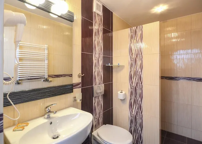 Gwarek Centrum Wypoczynkowe Rezort 3*